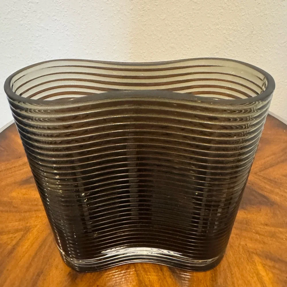 Mid-Century Wavy Glass Vase in Smoky Green/Gray Hand Blown In Poland 8” - Picture 4 of 7